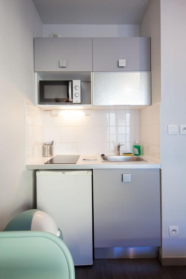 Le Petit Hector -Studio Cosy Avec Parking -Debourg Apartment Lyon Exterior photo